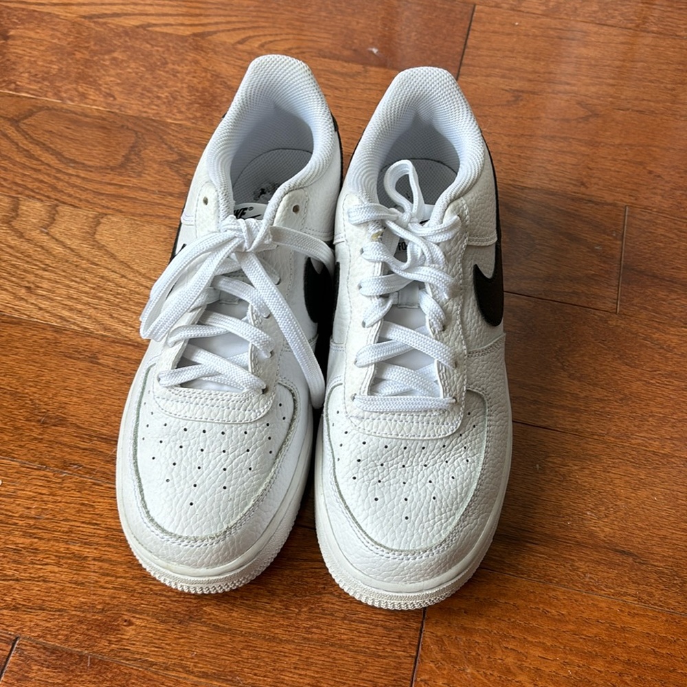 Nike 6Y sneakers